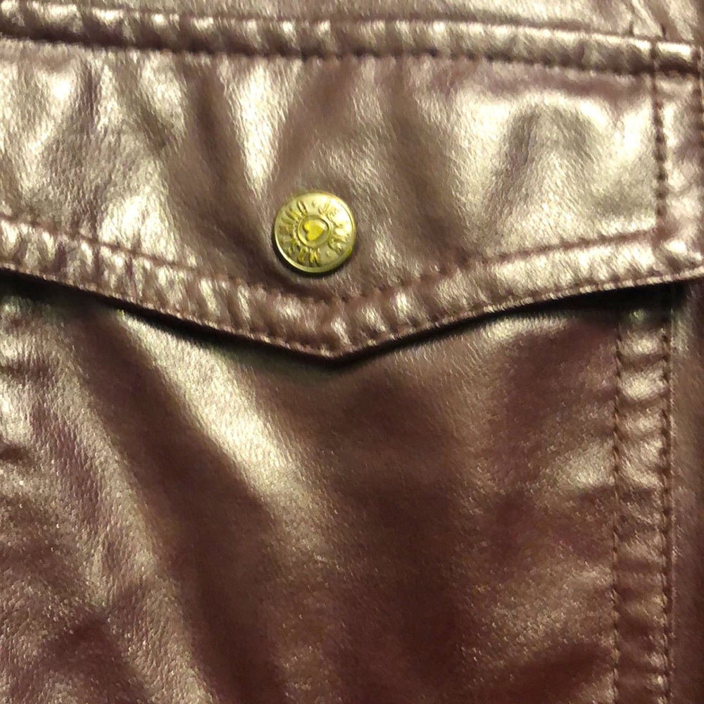 SOLD HIP DESIGNER VINTAGE TOP by MOSCHINO JEANS - Picture 9 of 9